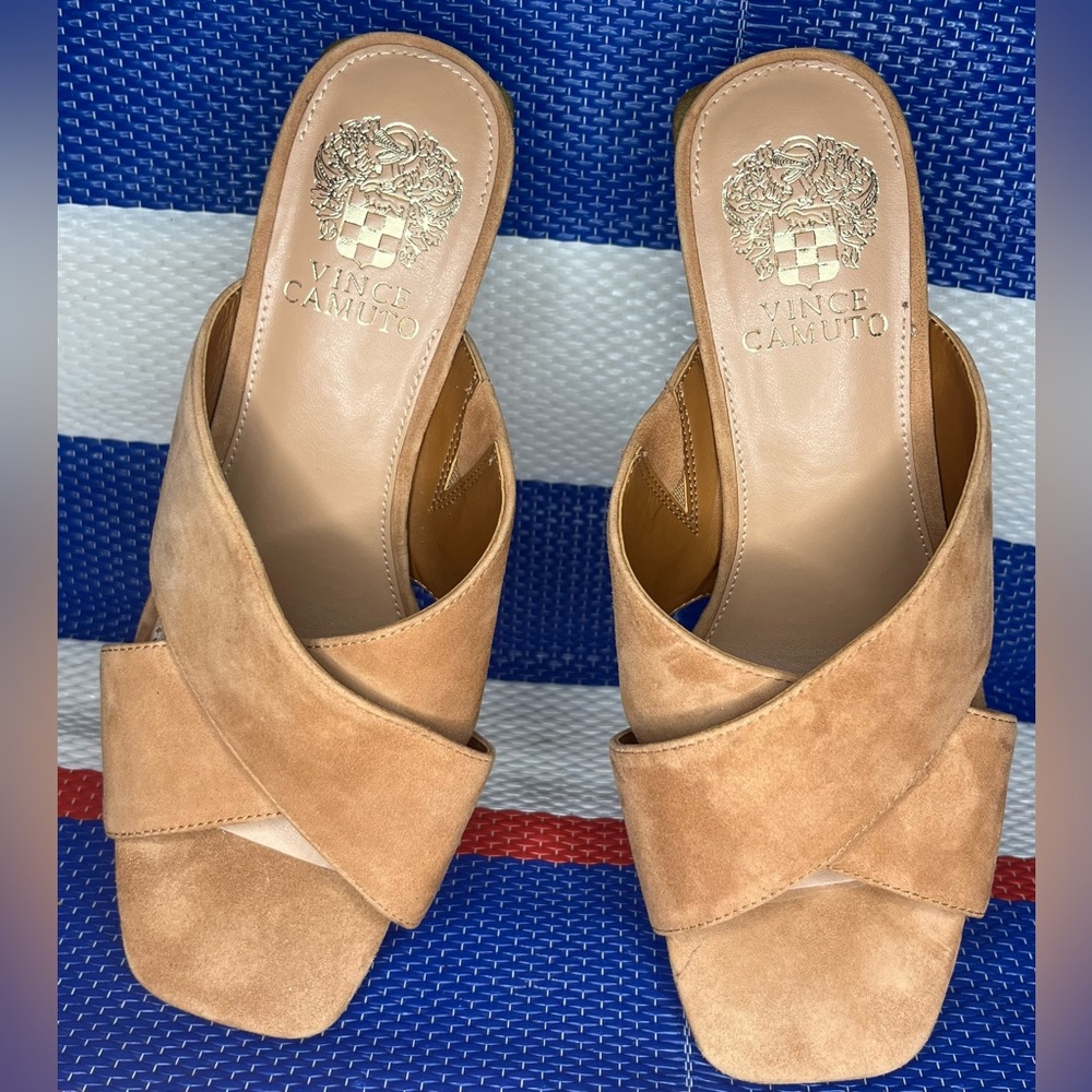 NWOT Vince Camuto Slip On Suede Criss Cross Stap Tan Women's Block Heels Mules 8 - Picture 7 of 16